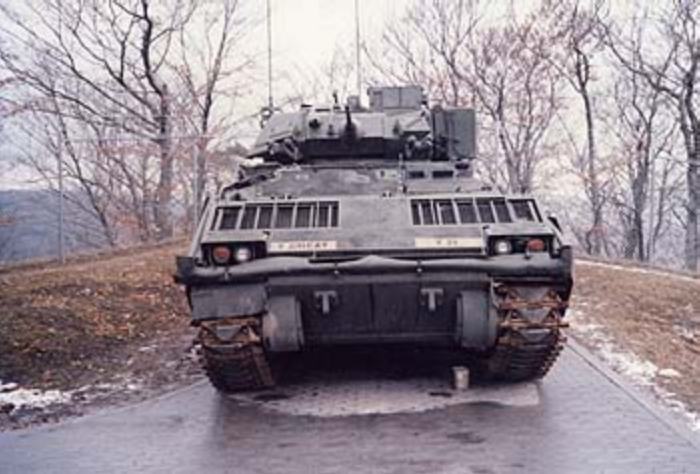 apr0203_TS1.jpg - Todd Stach - E Troop - Border / Tennessee - 1986 - E21 parked on the small hardstand at OP.