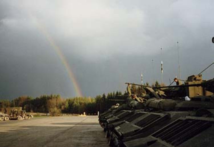 may0603_TS52.jpg - Todd Stach - E Troop - GTA - 1987 - Getting ready for night fire exercise.